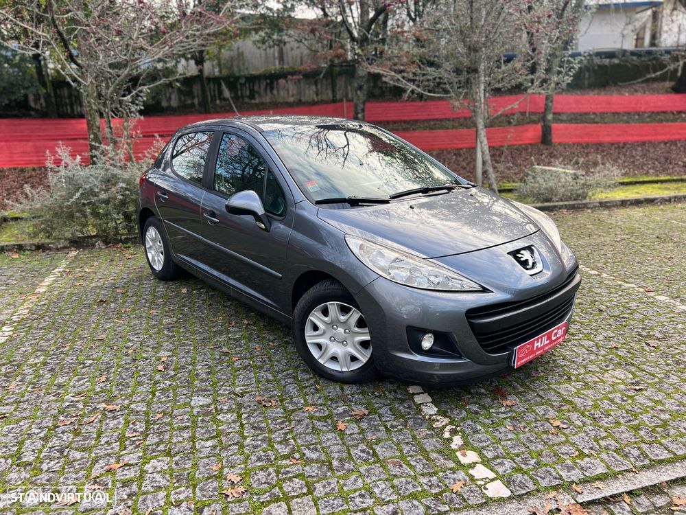 Peugeot 207 1.4 16V Trendy - 3