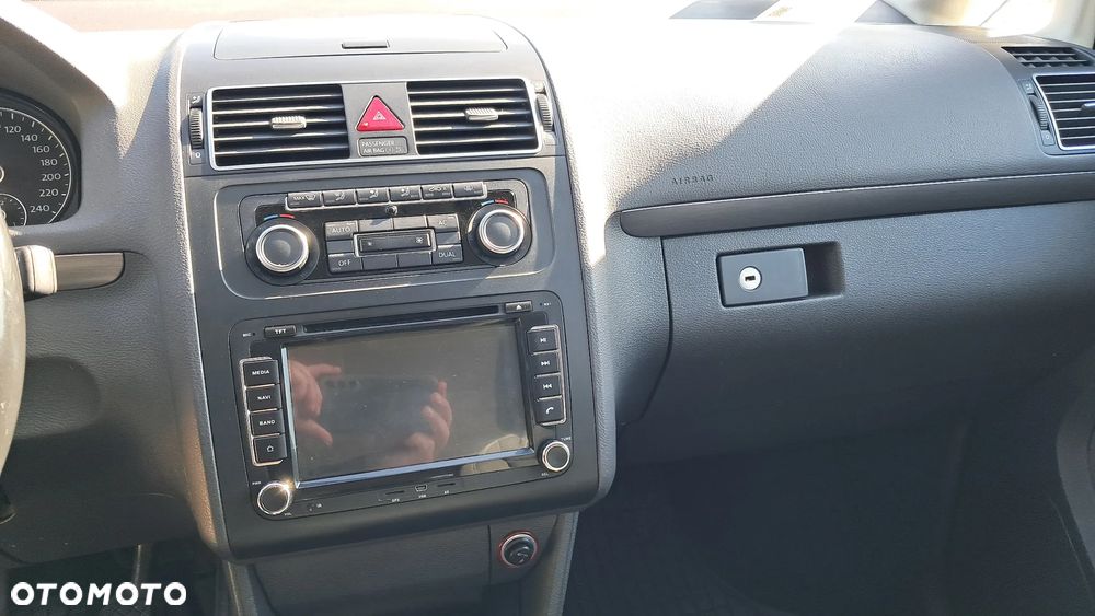 Volkswagen Touran 1.6 TDI DPF Trendline Perfectline - 21
