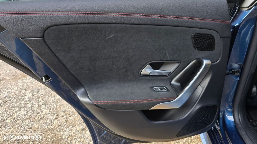 Mercedes-Benz CLA 250 - 59