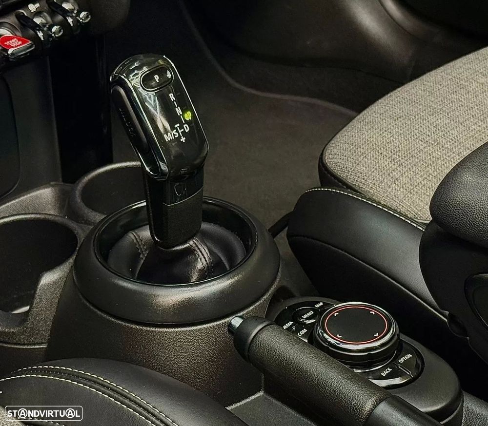 MINI Cabrio Cooper SD Auto - 30