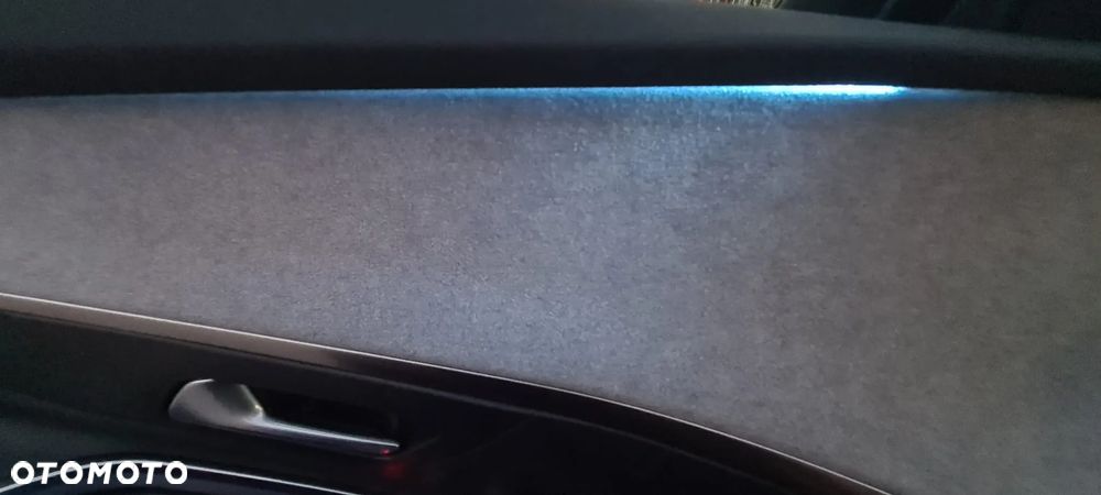 Peugeot 5008 1.5 BlueHDi GT S&S EAT8 - 34