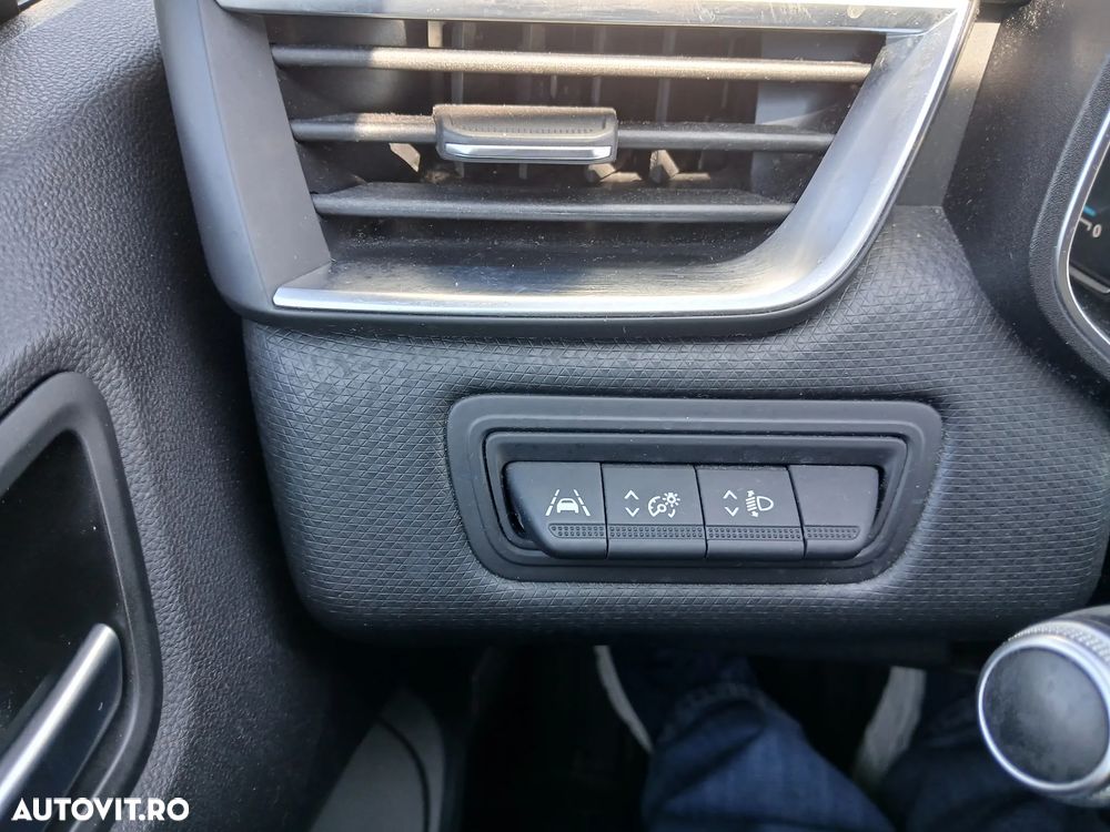 Renault Clio E-TECH 140 ZEN - 13