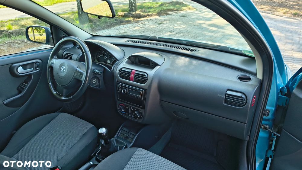 Opel Corsa 1.2 16V - 9