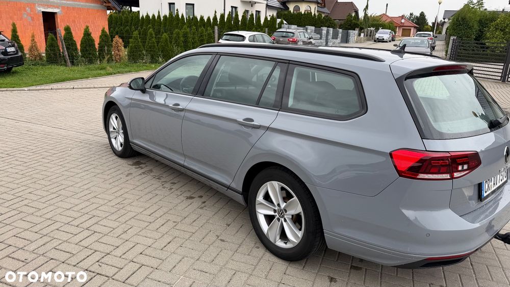 Volkswagen Passat Variant 2.0 TDI BMT Comfortline - 13