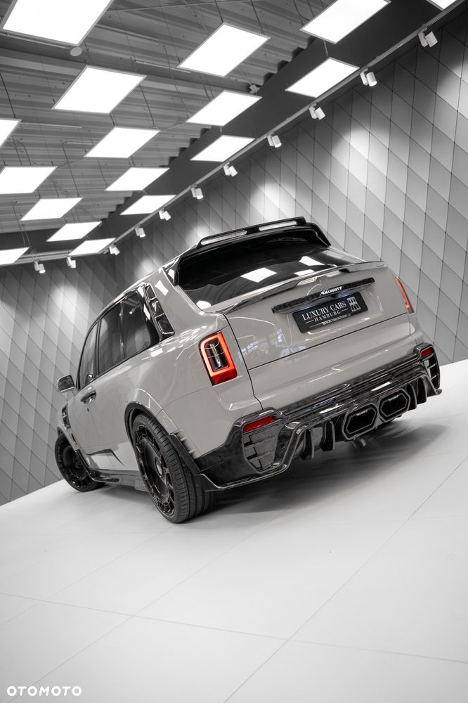 Rolls-Royce Cullinan - 15