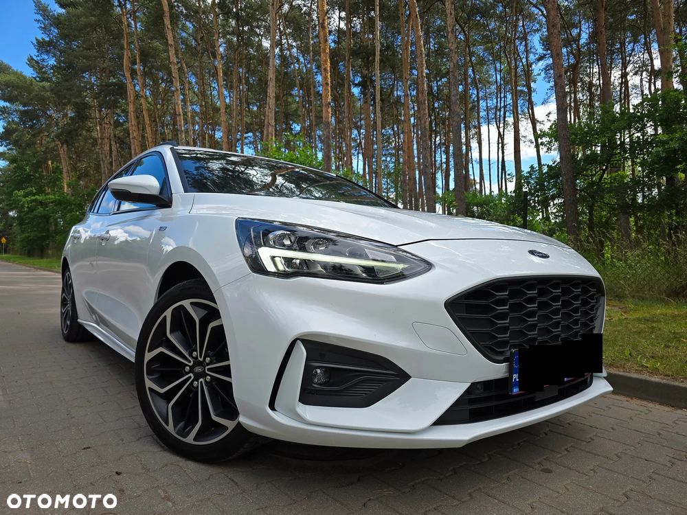 Ford Focus 1.5 EcoBoost ST-Line - 31