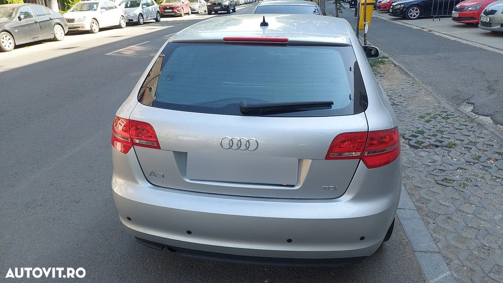 Audi A3 2.0 TDI Sportback DPF Ambiente - 34