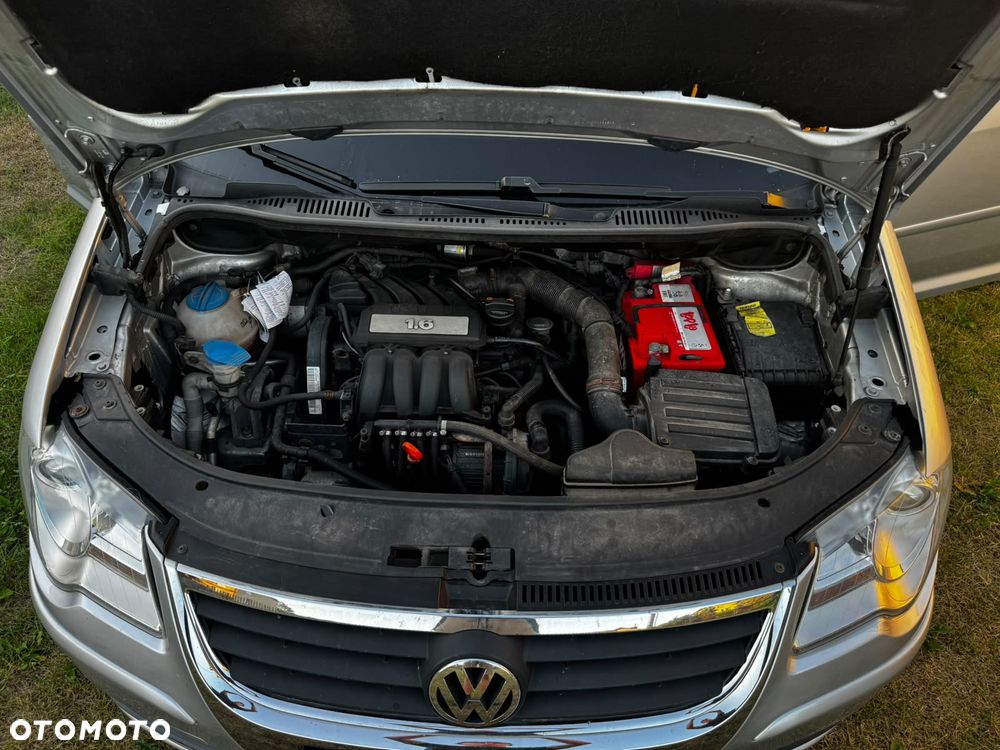 Volkswagen Touran 1.6 Trendline - 20