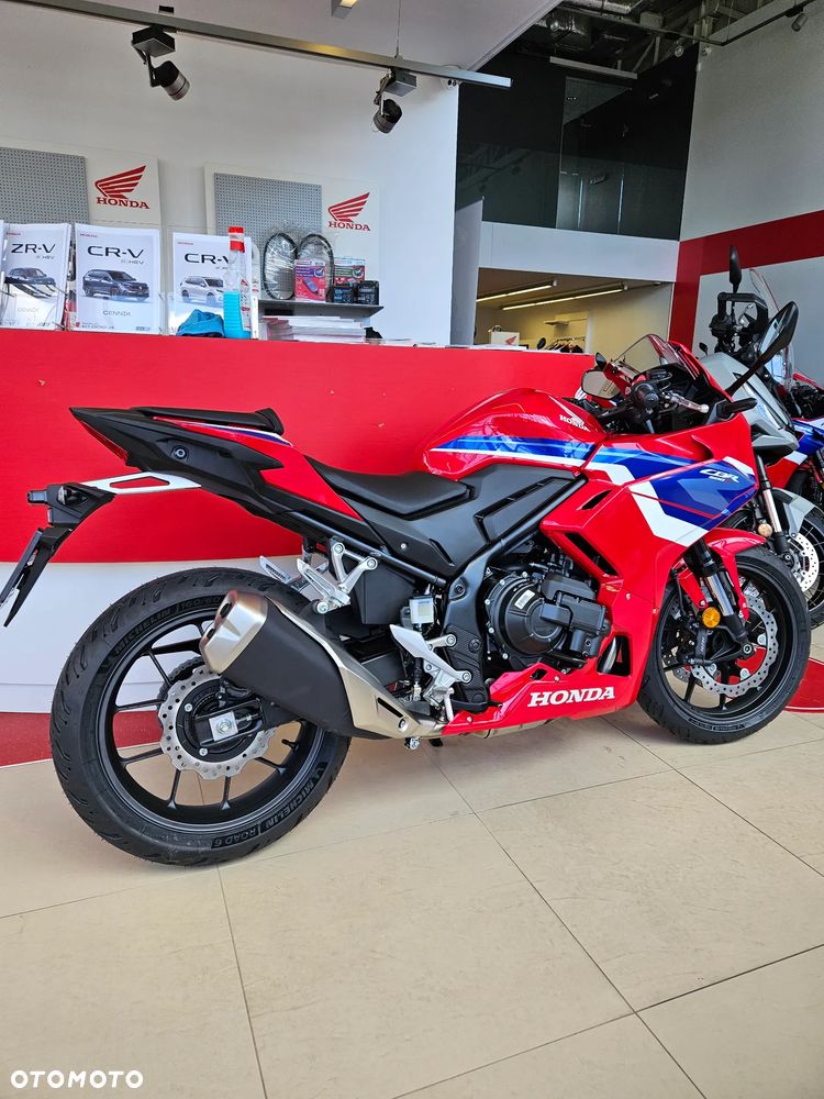 Honda CBR - 8