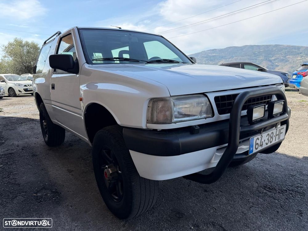 Opel Frontera 2.5 TD Sport - 2