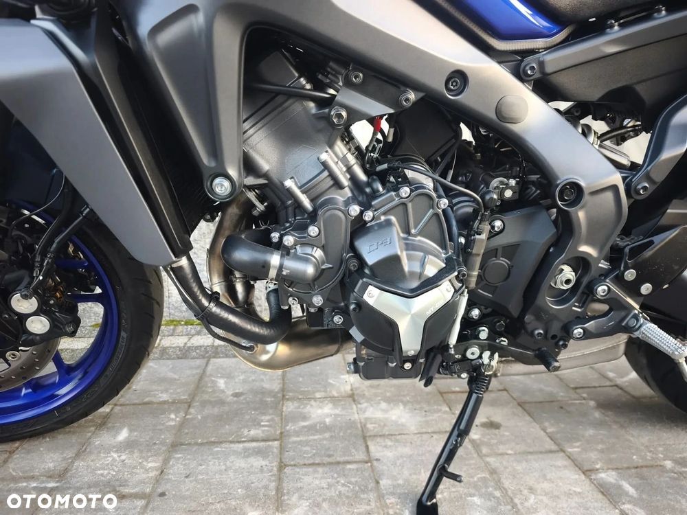 Yamaha MT - 28