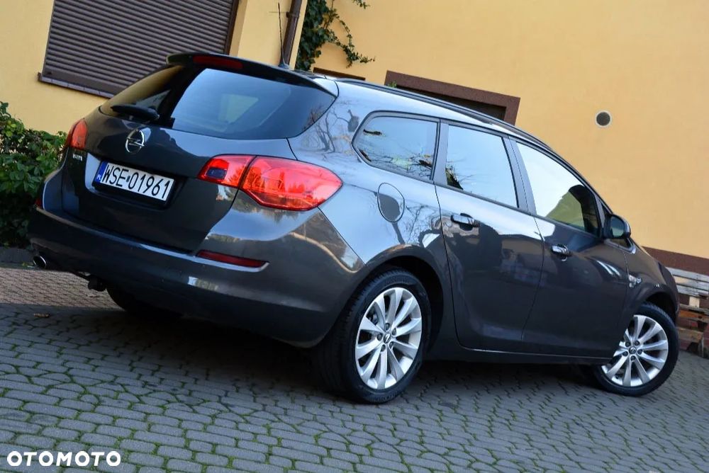 Opel Astra 1.4 Turbo Sports Tourer 150 Jahre - 8