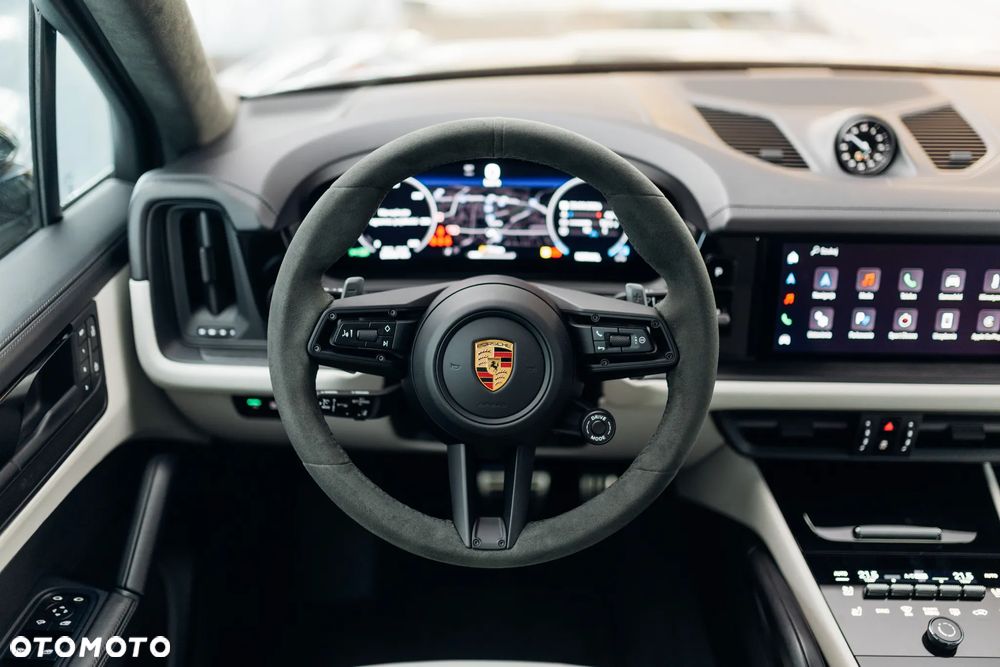 Porsche Cayenne GTS - 23