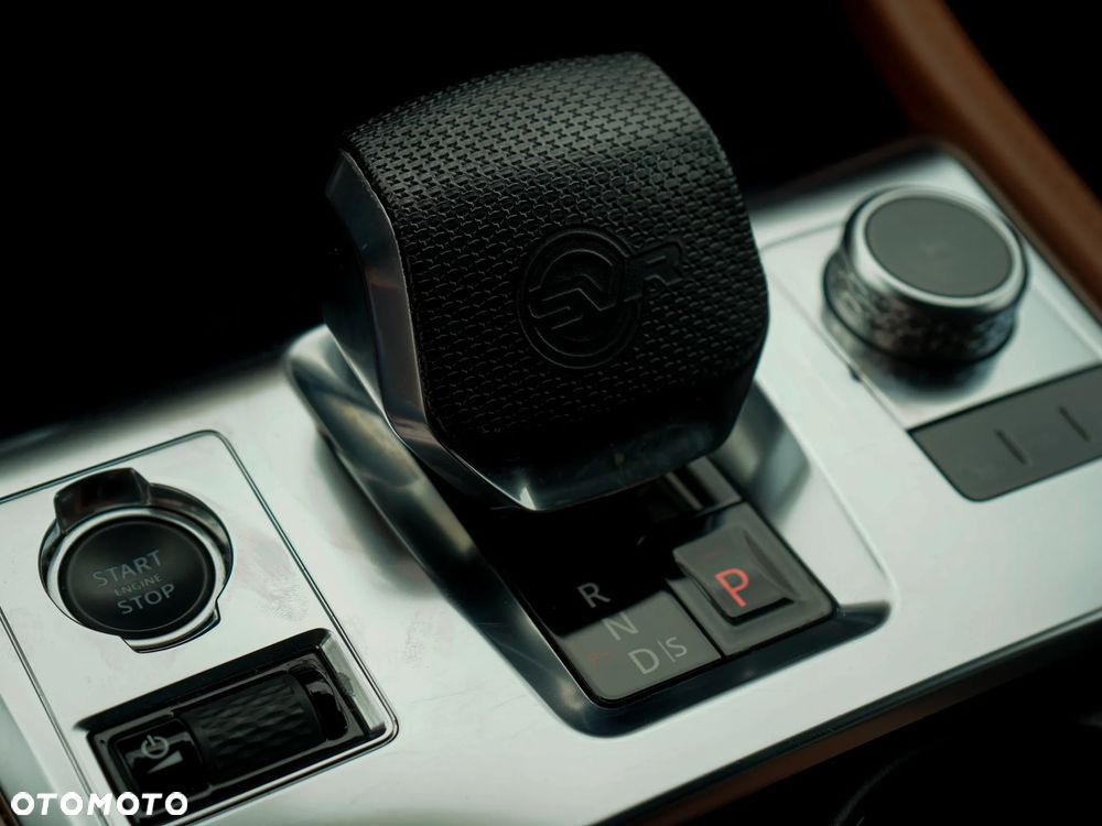 Jaguar F-Pace 5.0 V8 P550 AWD SVR - 26