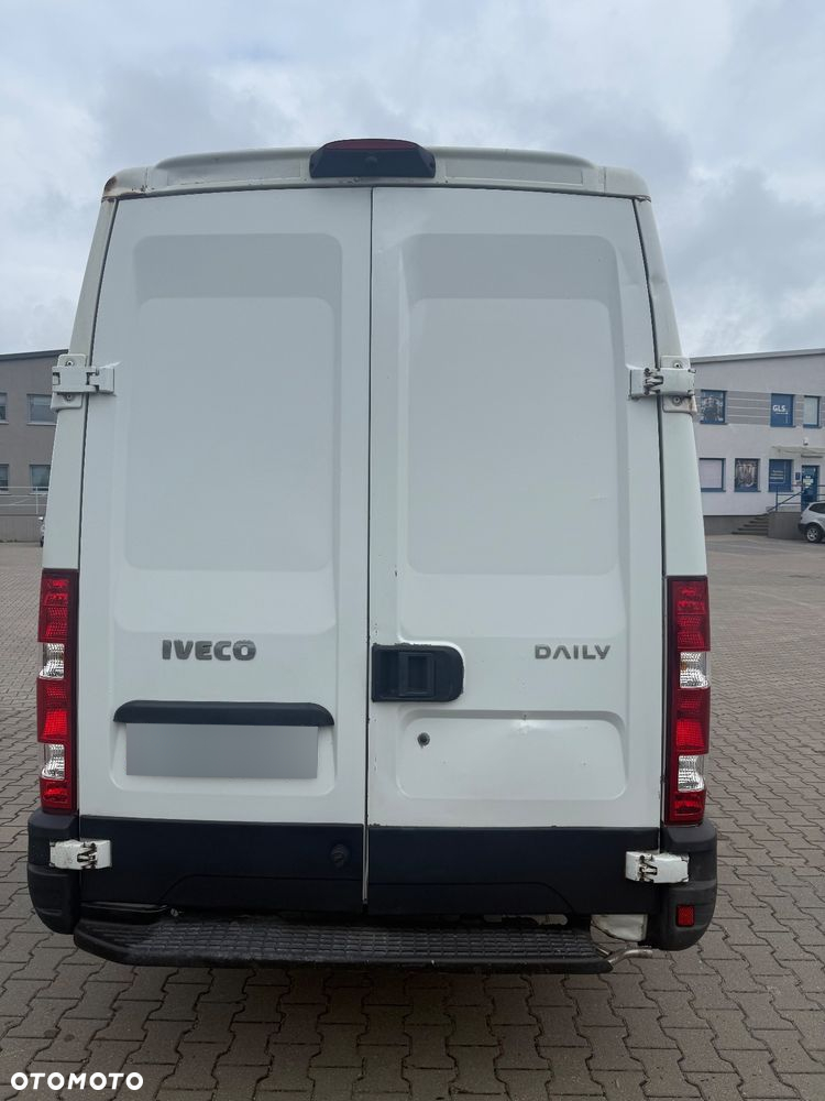 Iveco Daily 35C13 D - 4