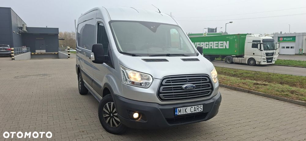 Ford TRANSIT - 1
