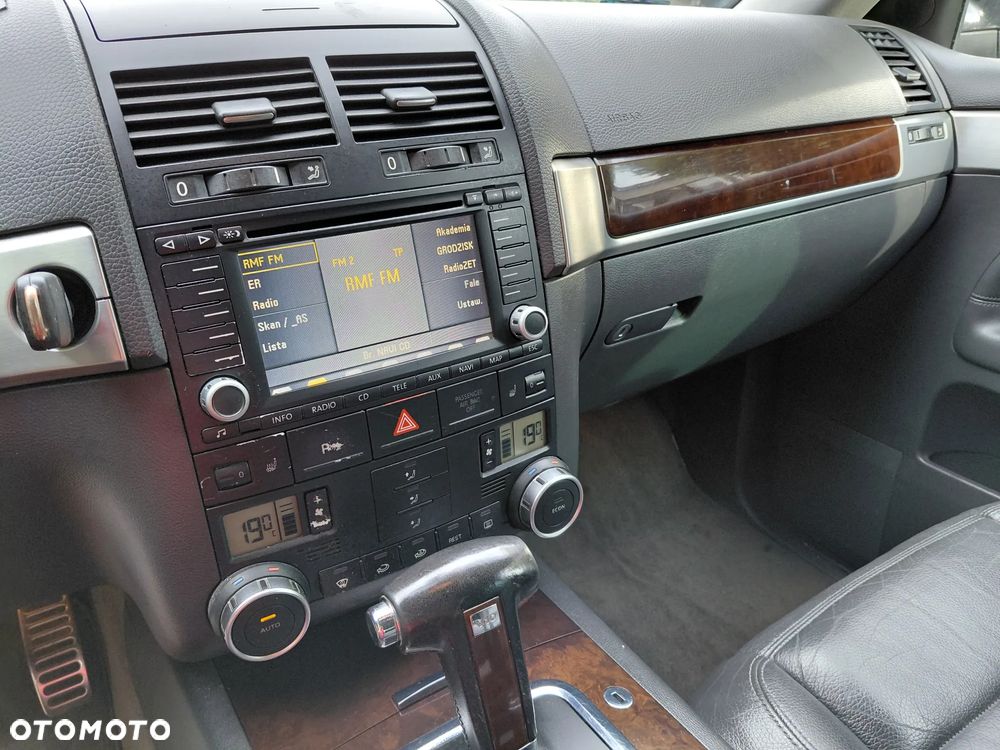 Volkswagen Touareg - 5
