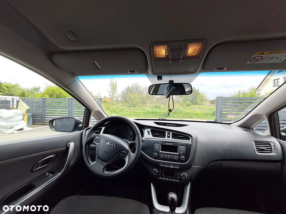 Kia Ceed 1.6 CRDi L - 11