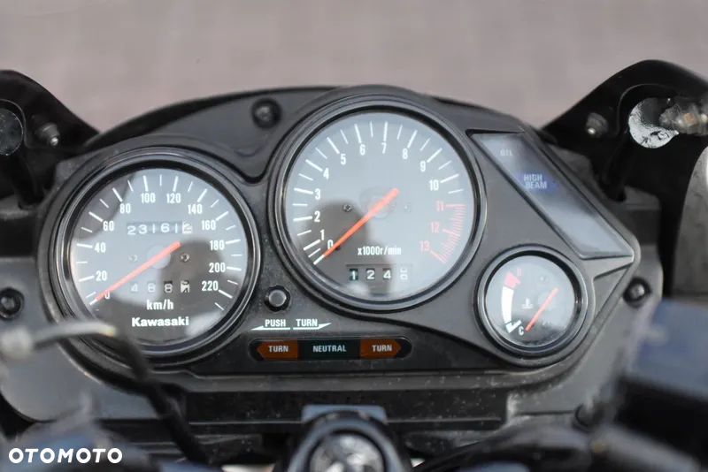 Kawasaki GPZ - 34