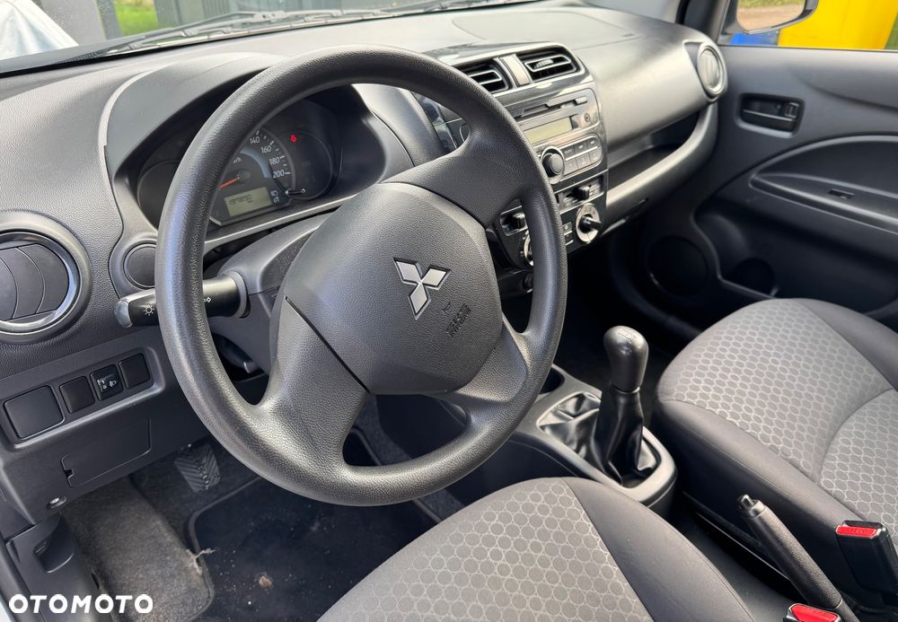 Mitsubishi Space Star 1.0 - 12