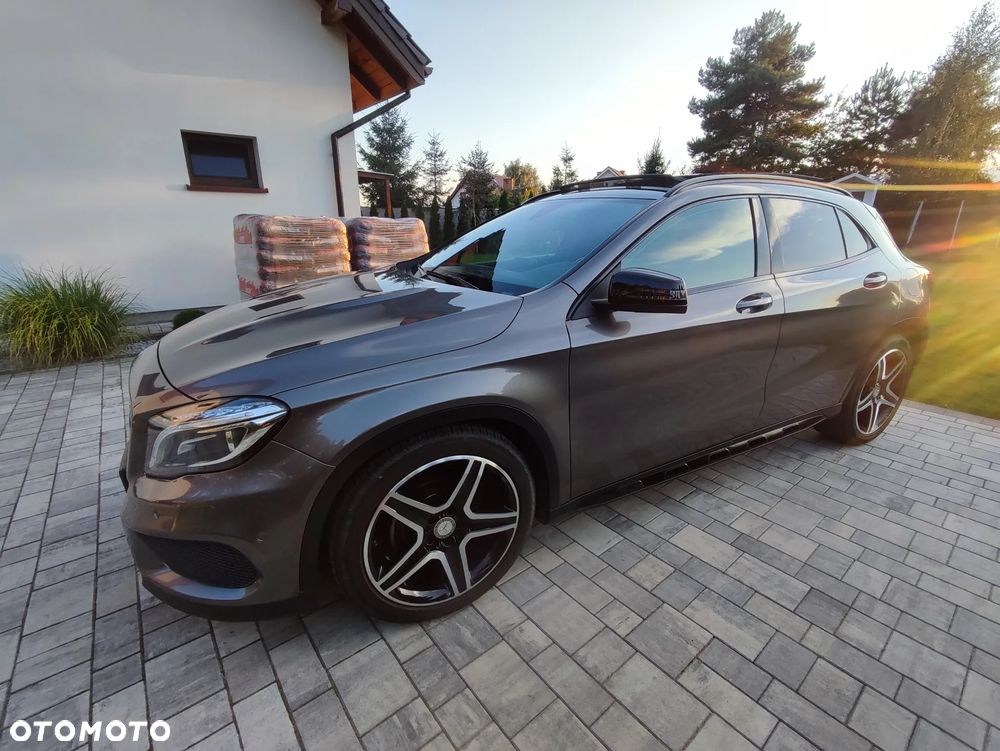 Mercedes-Benz GLA 180 d 7G-DCT AMG Line - 22