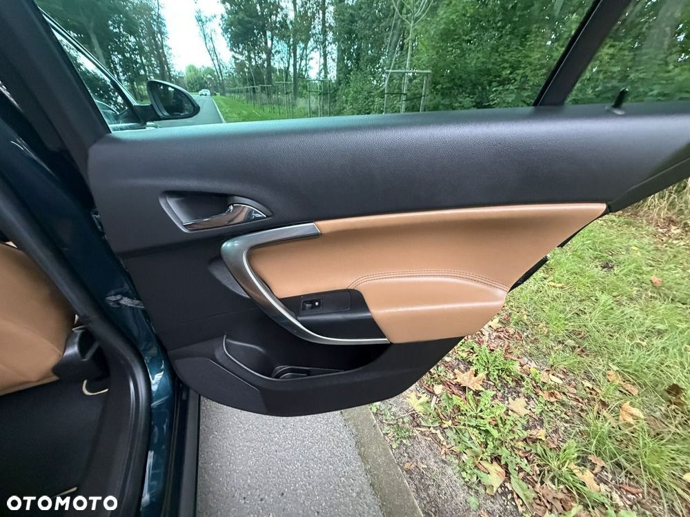 Opel Insignia - 29