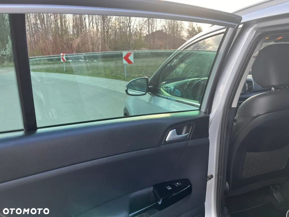 Kia Sportage 1.6 GDI L Business Line Plus 2WD - 16