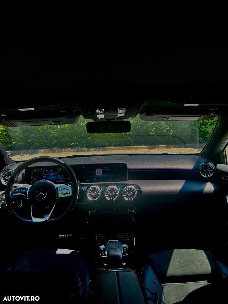 Mercedes-Benz A 220 4Matic Aut. - 8