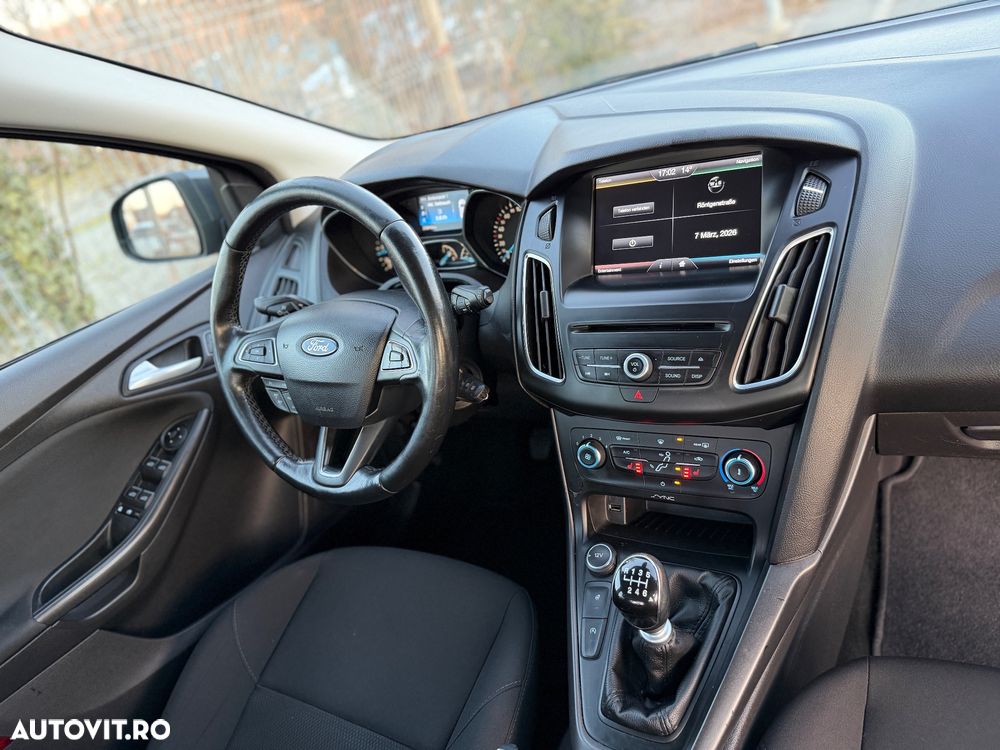 Ford Focus 1.5 TDCi DPF Start-Stopp-System COOL&CONNECT - 9
