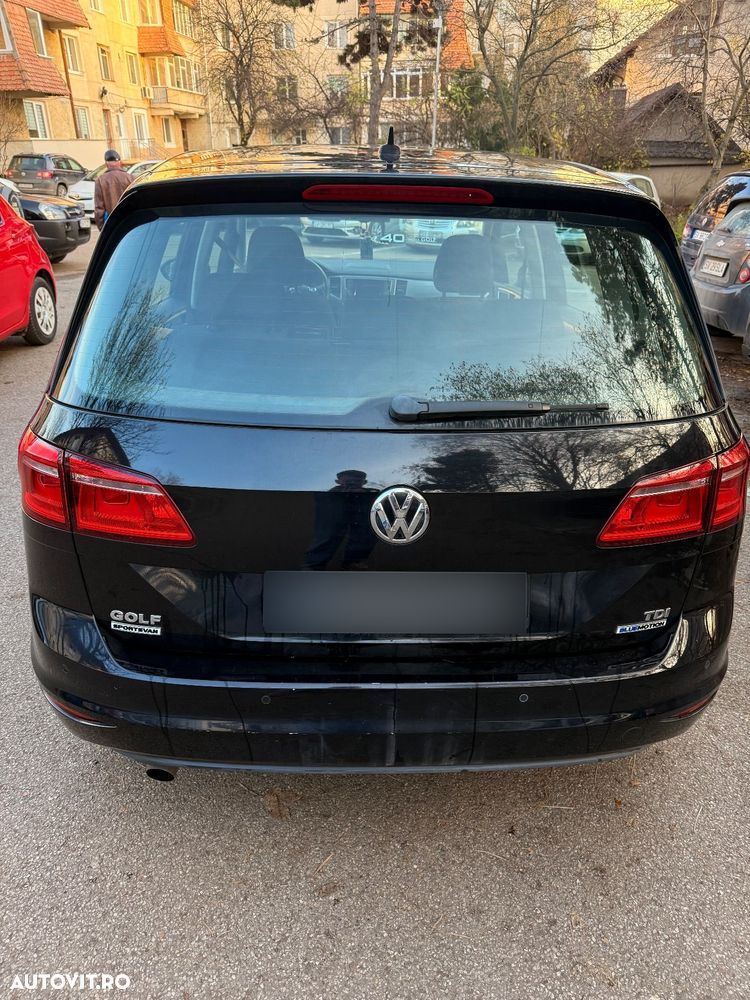 Volkswagen Golf 1.6 TDI 4Motion BlueMotion Technology Lounge - 4