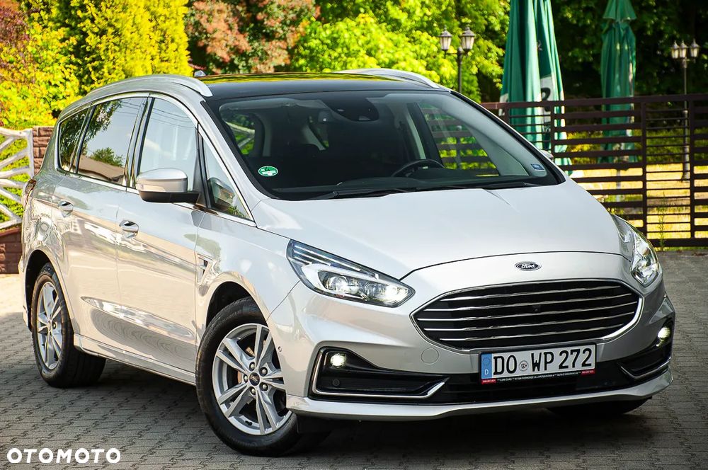 Ford S-Max 2.0 EcoBlue Titanium - 1