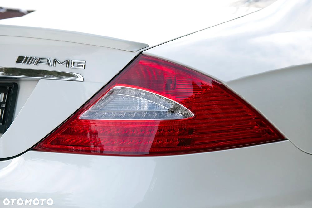 Mercedes-Benz CLS 63 AMG 7G-TRONIC - 14