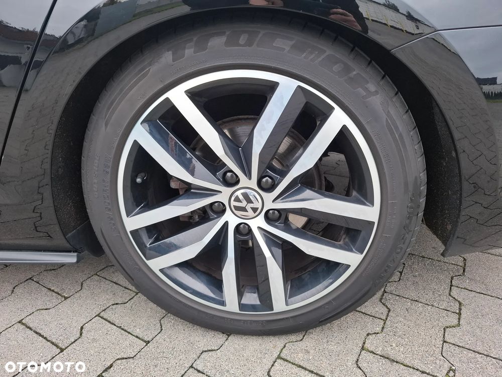 Volkswagen Golf VII 2.0 TDI BMT GTD - 17