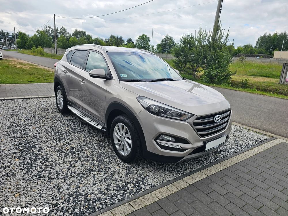 Hyundai Tucson 1.7 CRDI BlueDrive Style 2WD - 2