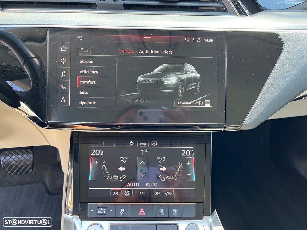 Audi e-tron 55 quattro - 43