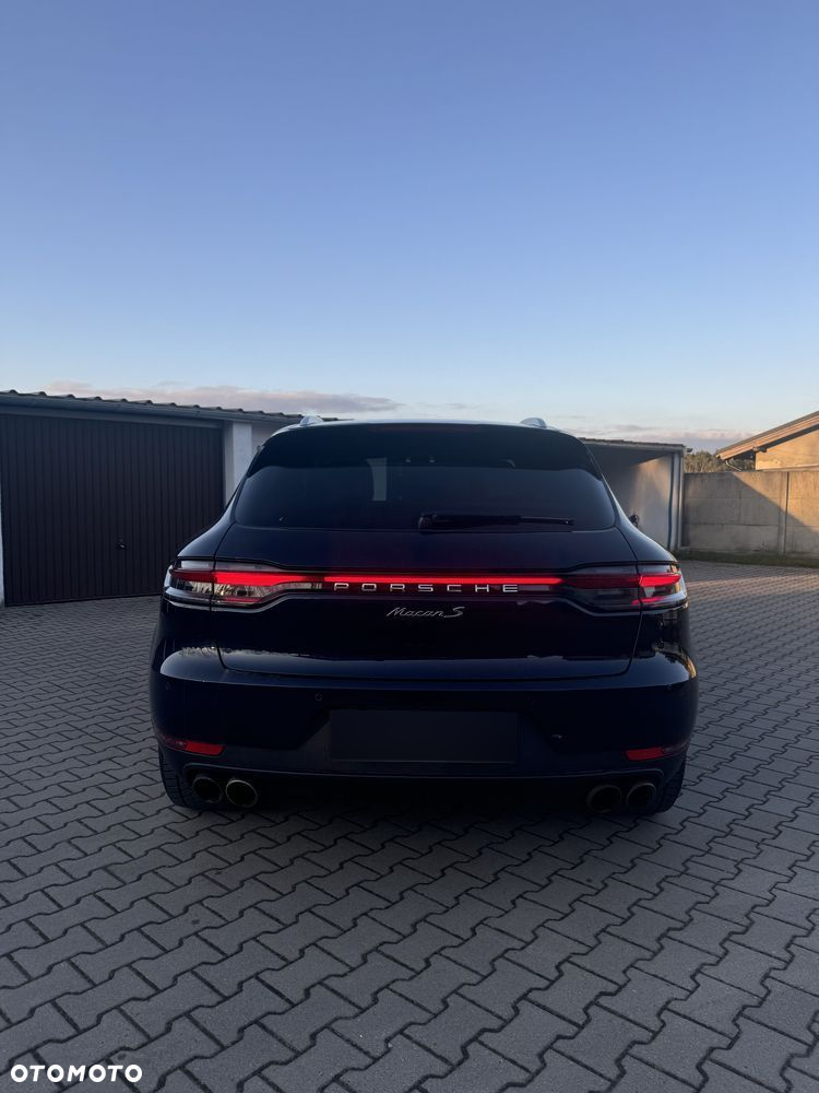 Porsche Macan S - 26