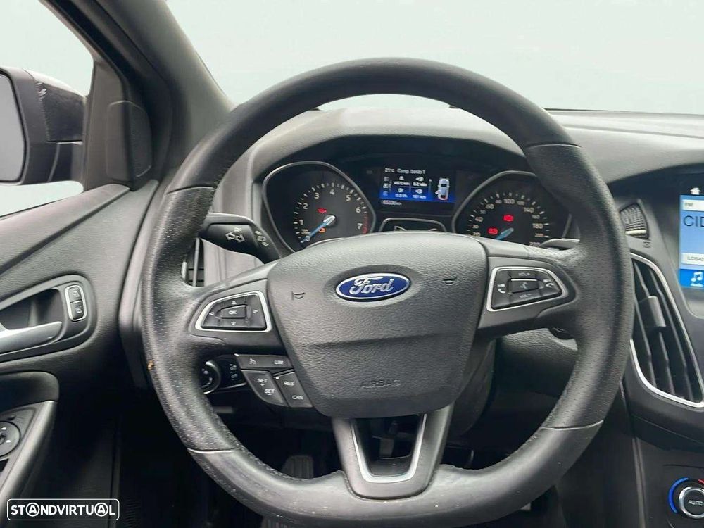 Ford Focus 1.0 EcoBoost ST-Line - 8