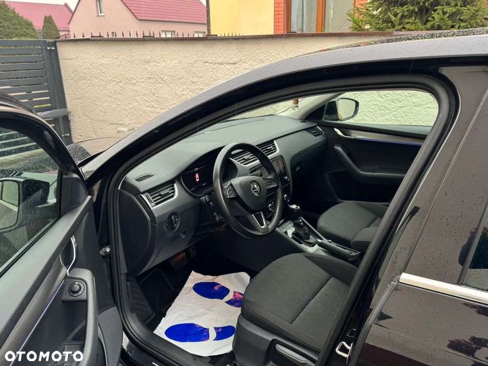 Skoda Octavia 2.0 TSI DSG Soleil - 6
