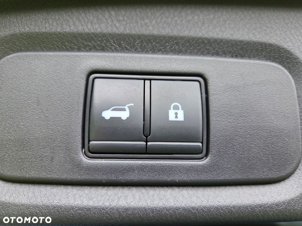 Nissan Qashqai 1.3 DIG-T MHEV Xtronic Tekna - 40