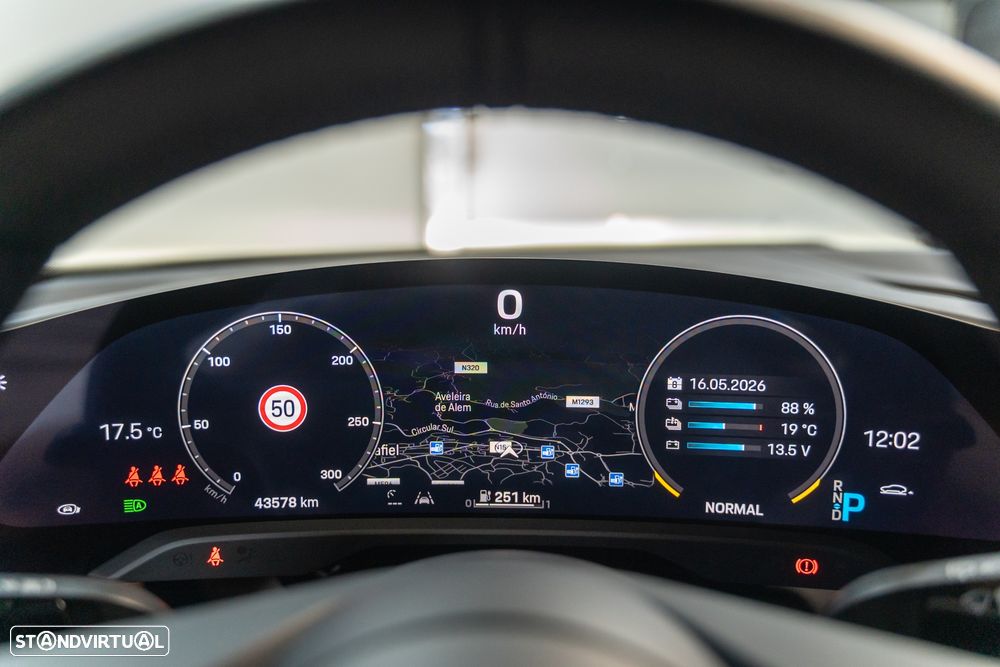 Porsche Taycan Sport Turismo 4S - 13