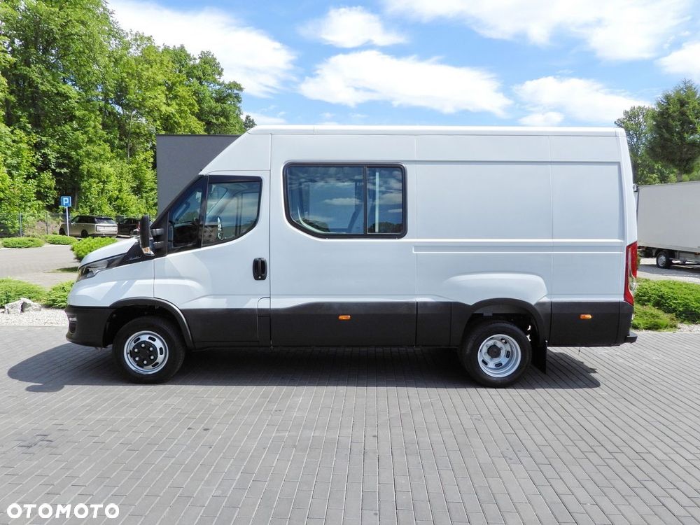 Iveco DAILY 35C16 FURGON BRYGADÓWKA 6 MIEJSC TEMPOMAT BLIŹNIACZE KOŁA KLIMATYZACJA  160KM - 10