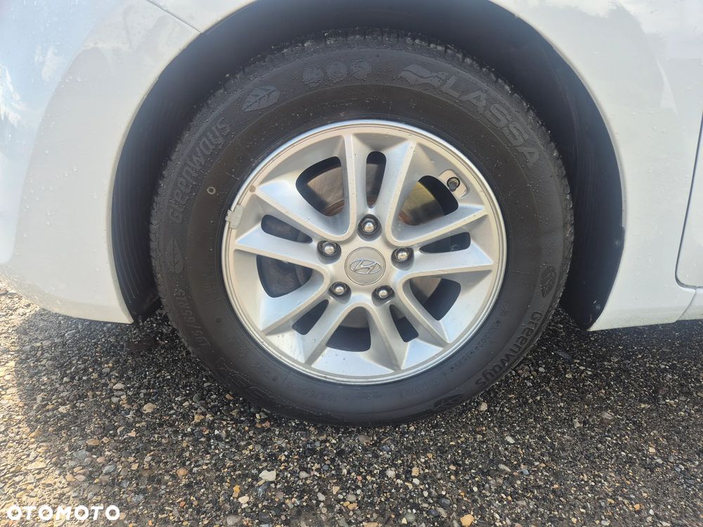 Hyundai i30 1.4 Trend - 9