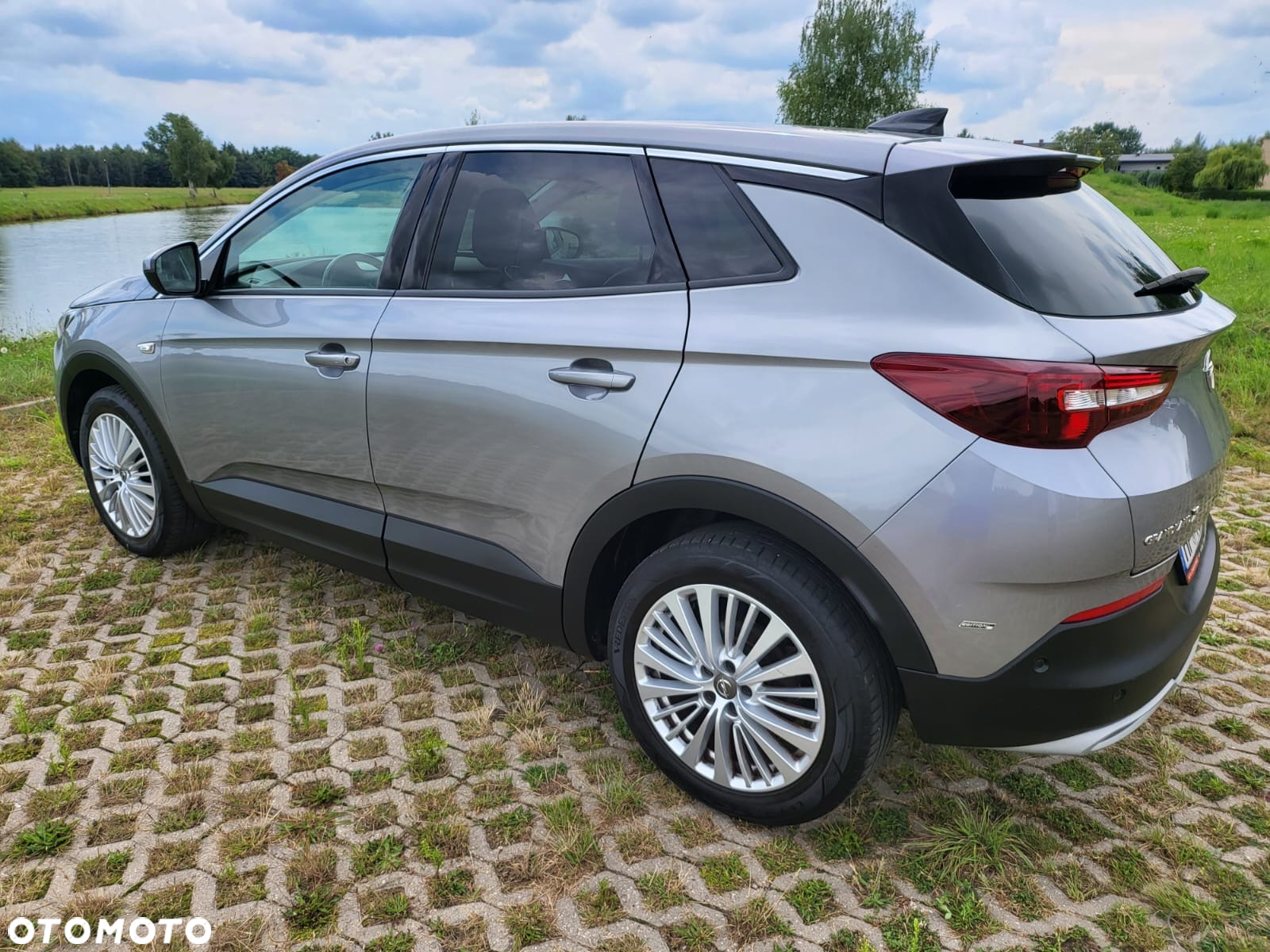 Opel Grandland X 1.2 Start/Stop Business INNOVATION - 10