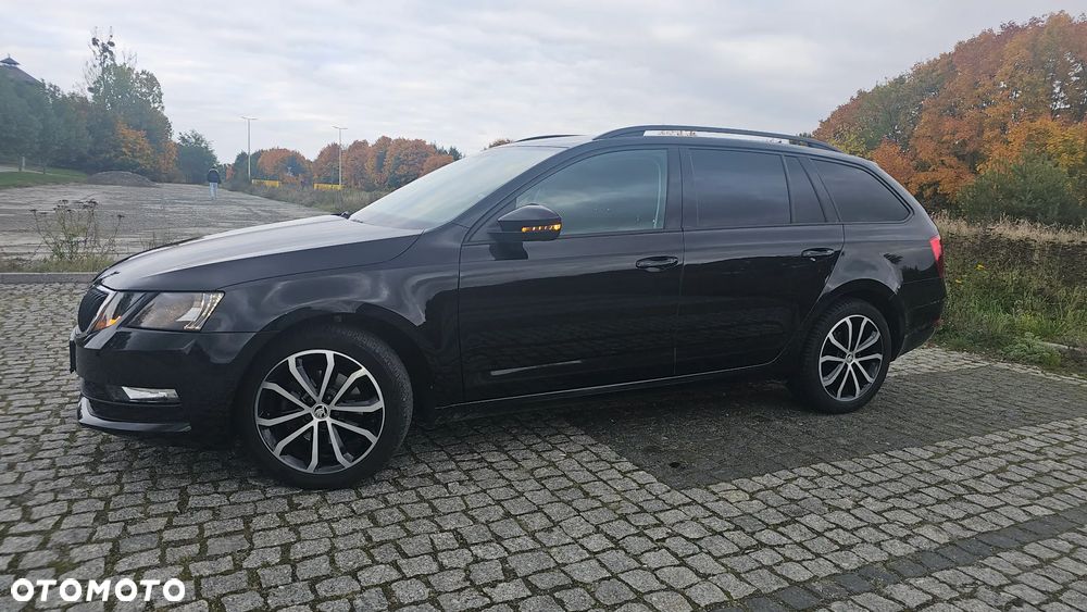 Skoda Octavia Combi 2.0 TDI DSG Edition - 4