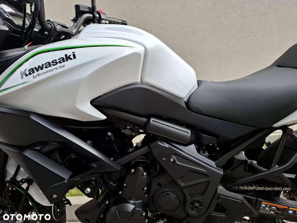Kawasaki Versys 650 - 17
