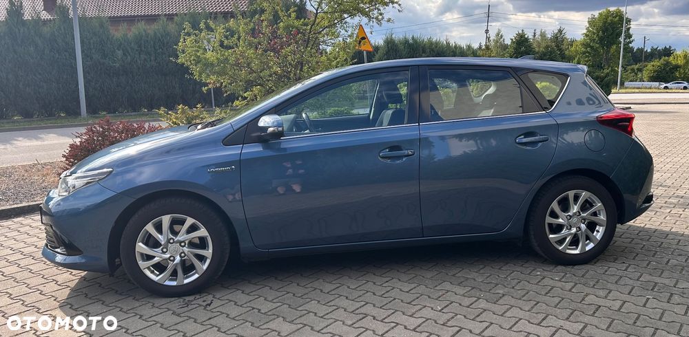 Toyota Auris - 5