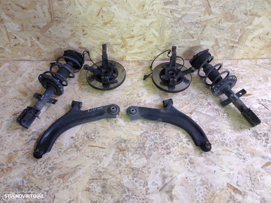 Suspensão Manga de eixo Braço Suspensão Renault Clio 3 III 1.2 16V  1.5 dci - 1