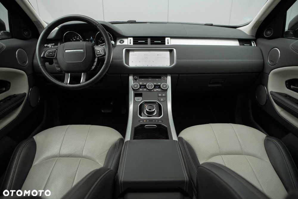 Land Rover Range Rover Evoque - 24