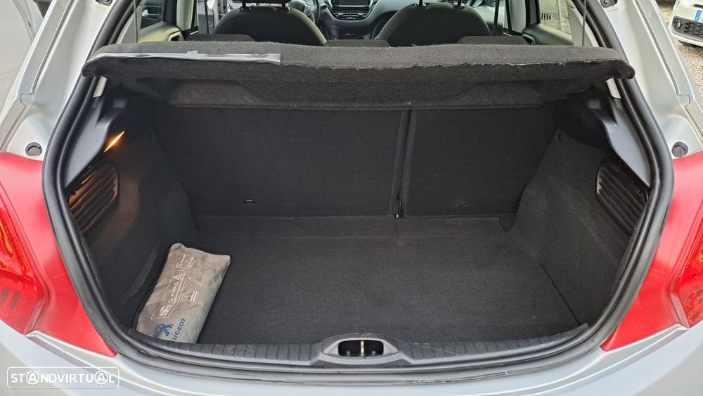 Peugeot 208 1.4 HDi Active - 33