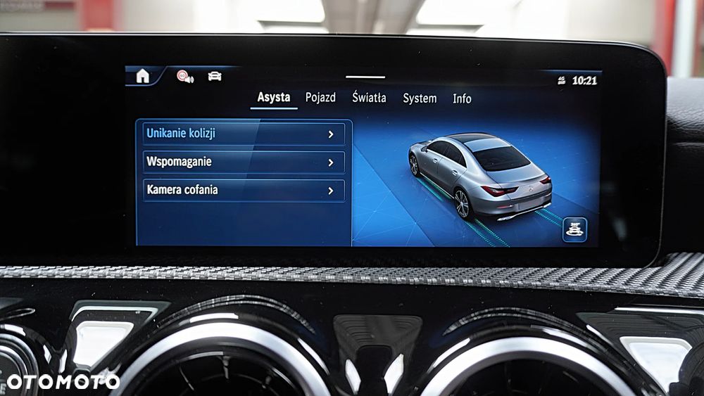 Mercedes-Benz CLA 200 7G-DCT - 23